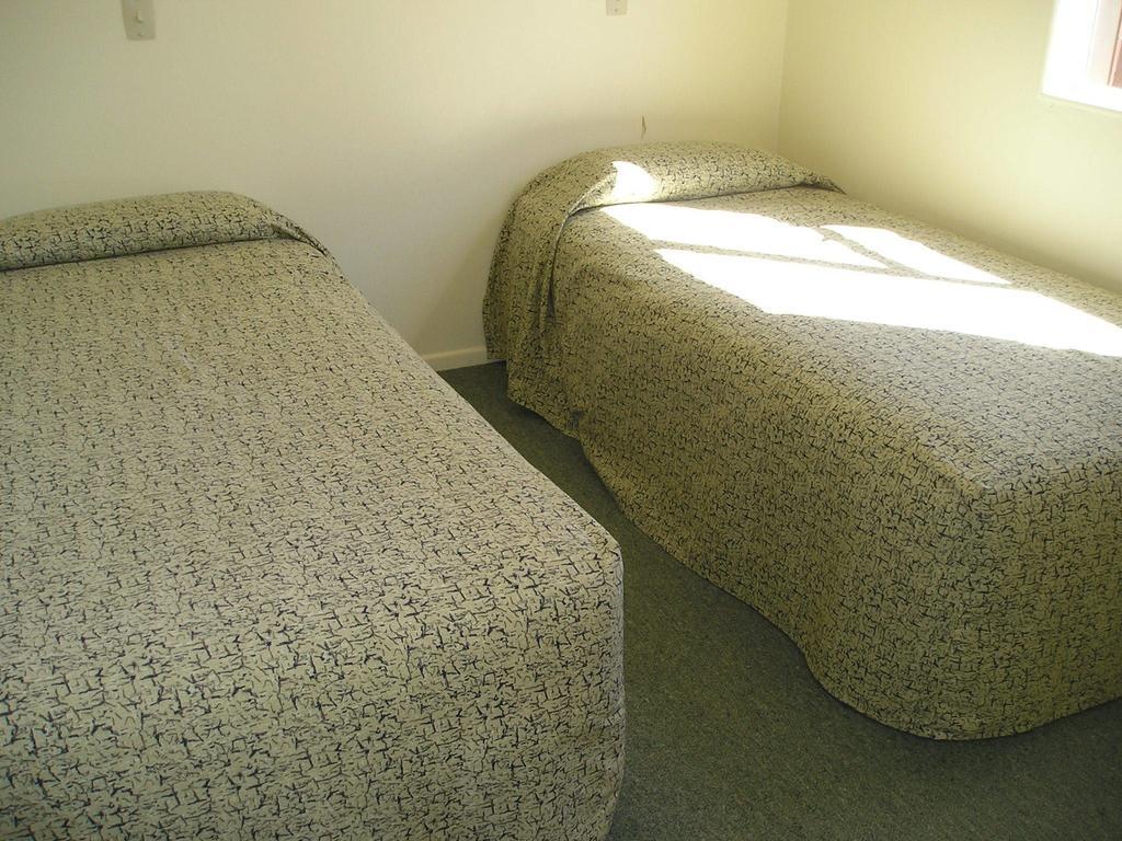 Castlepoint Holiday Park & Motels Room photo