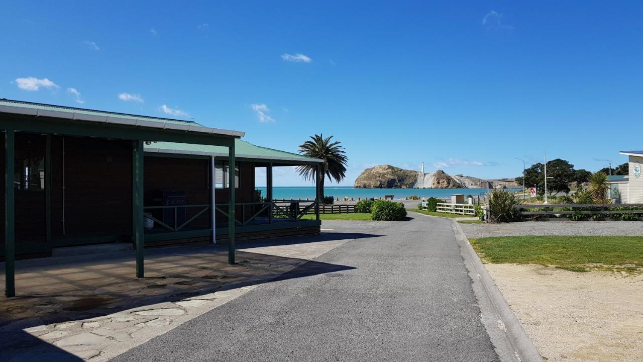 Castlepoint Holiday Park & Motels Exterior photo